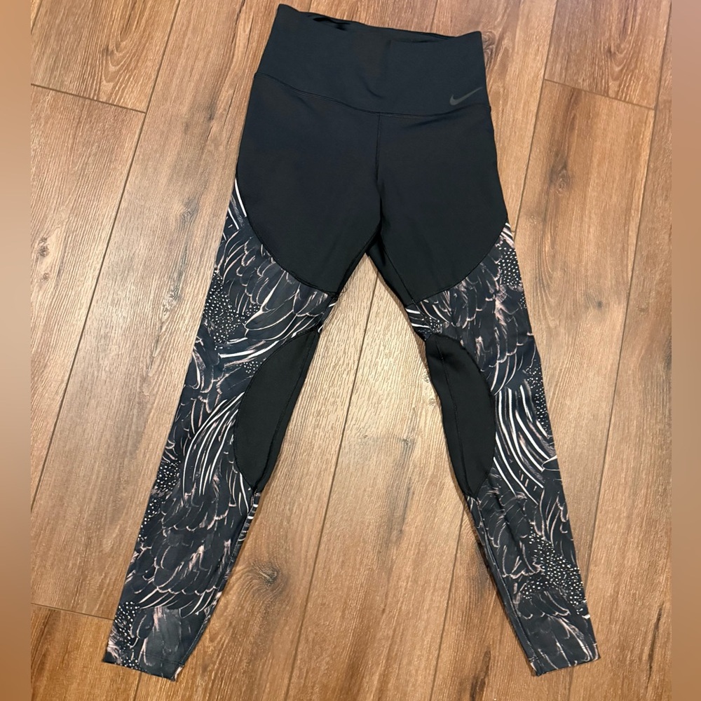 Nike Dri Fit Leggings Size Small
